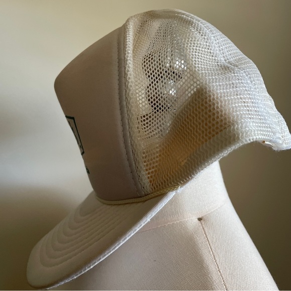 Vintage Dennys Pismo Beach White Trucker Hat SnapBack cap - Picture 5 of 9
